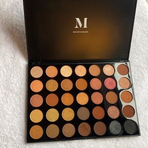 Morphe Black and Brown Eyeshadow Palette